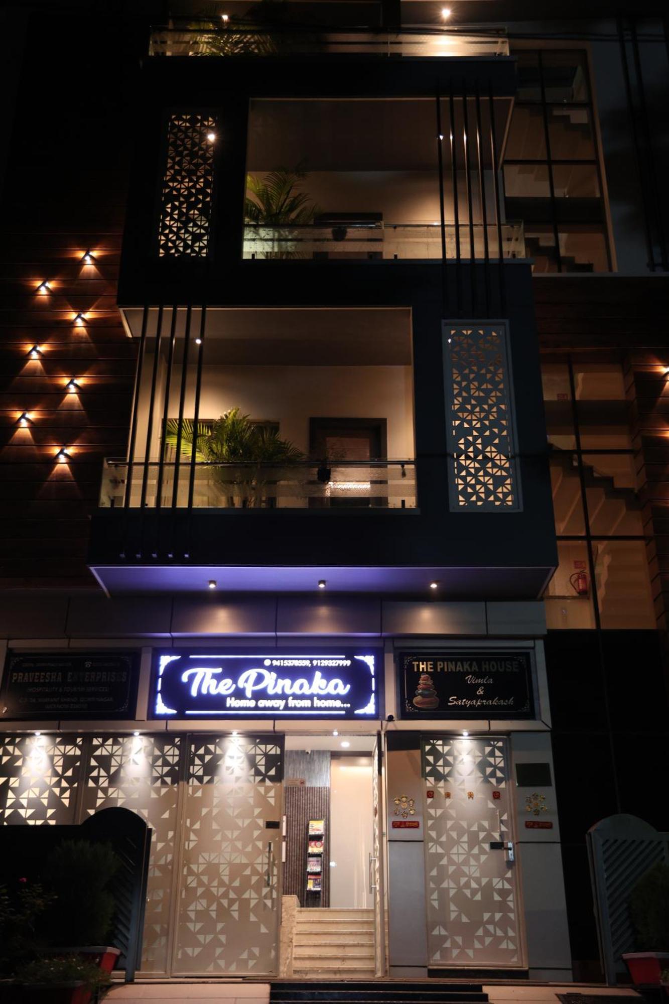 Hotel Pinaka Inn Lakhnaú Exteriér fotografie