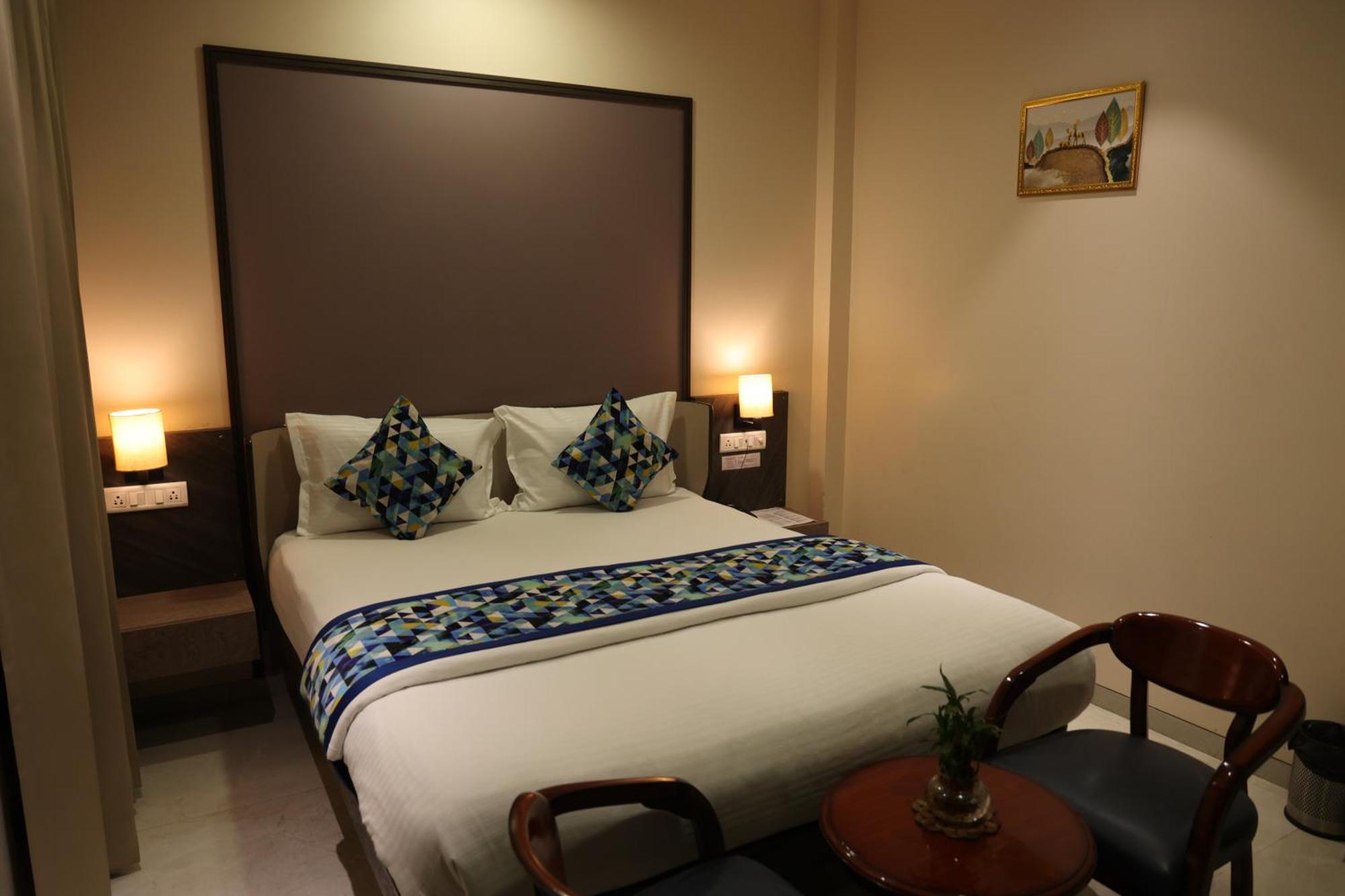 Hotel Pinaka Inn Lakhnaú Exteriér fotografie